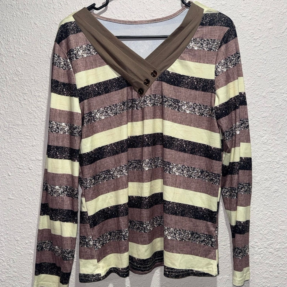 Striped V-Neck Long Sleeve Top
